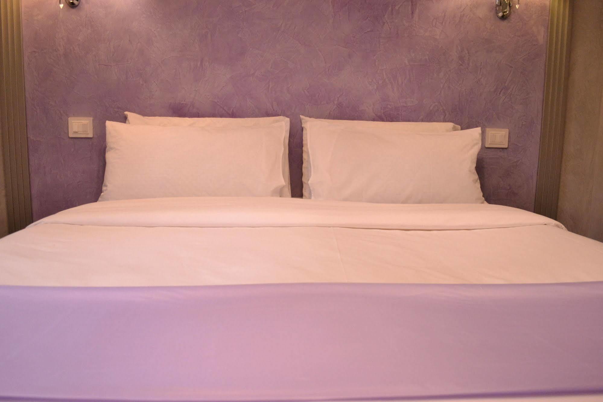 Tiburtina House Hotel Rome Buitenkant foto