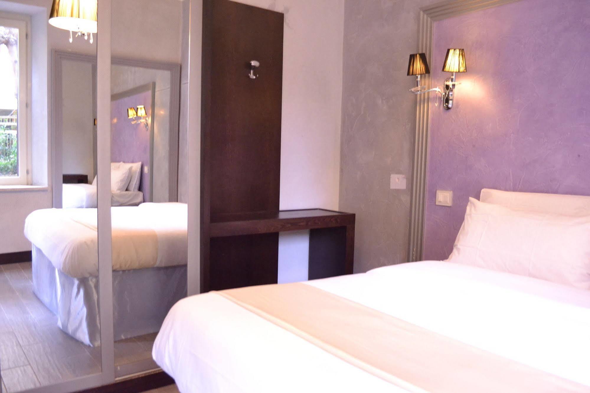 Tiburtina House Hotel Rome Buitenkant foto