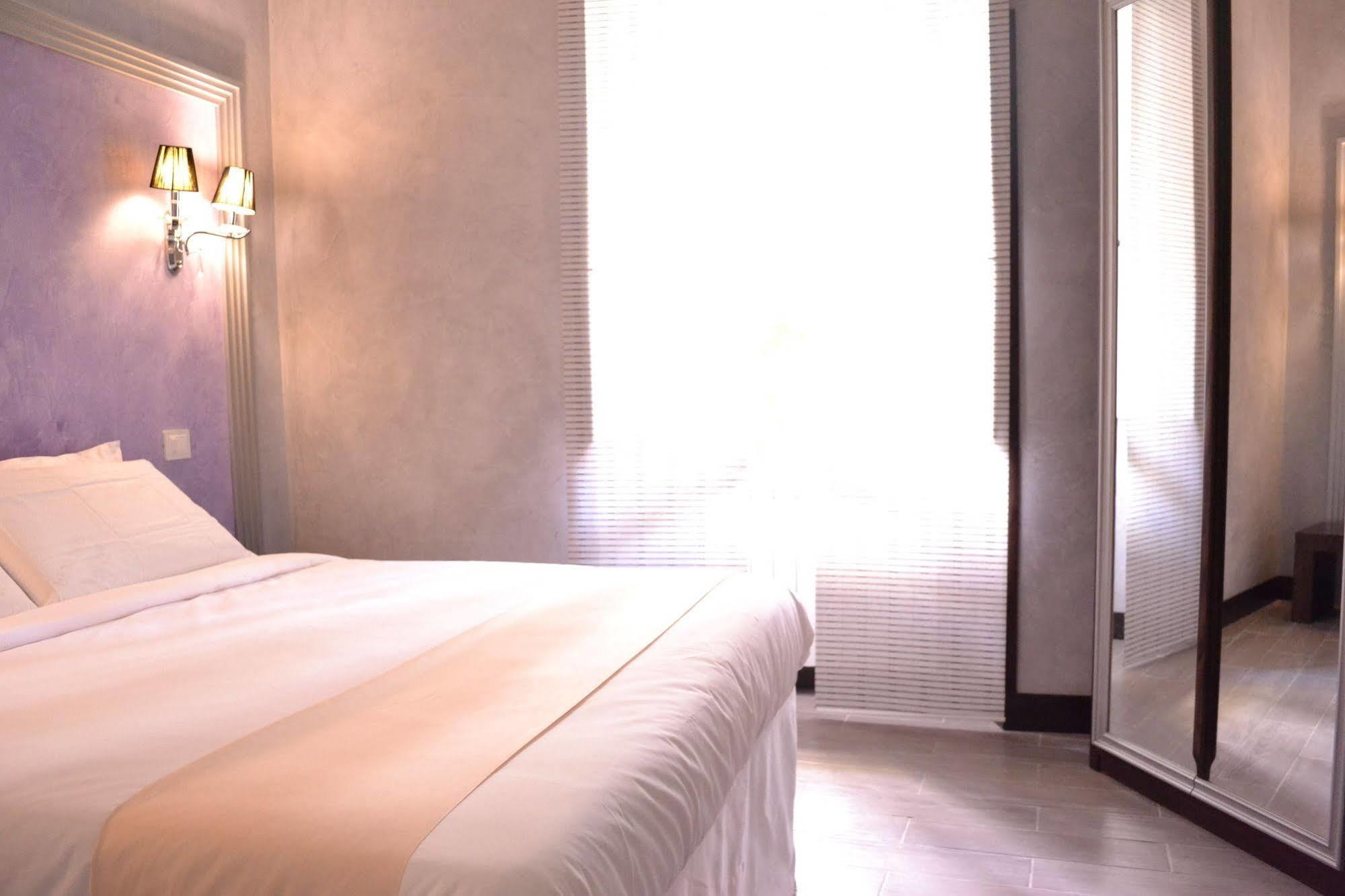 Tiburtina House Hotel Rome Buitenkant foto