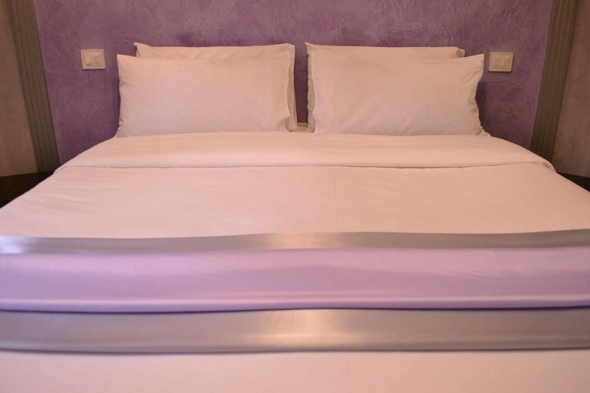 Tiburtina House Hotel Rome Buitenkant foto